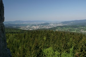 Jablonec a Liberec, v pozadí Ještěd